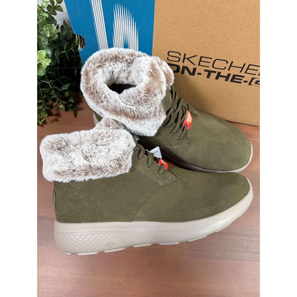 Skechers Womens On-The-Go City 2-Winter Wishes Olive Wide Ankle Boots Size 7.5 W
